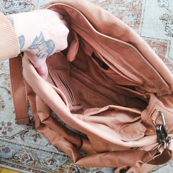 Rachel Roy multi-tier puffer bag purse - Picture 5 of 9